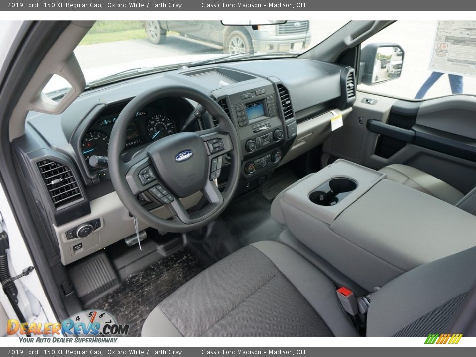 Earth Gray Interior - 2019 Ford F150 XL Regular Cab Photo #4