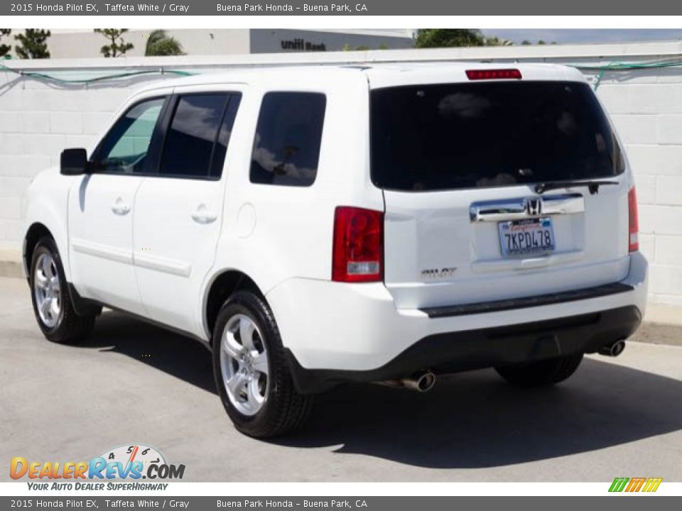 2015 Honda Pilot EX Taffeta White / Gray Photo #2