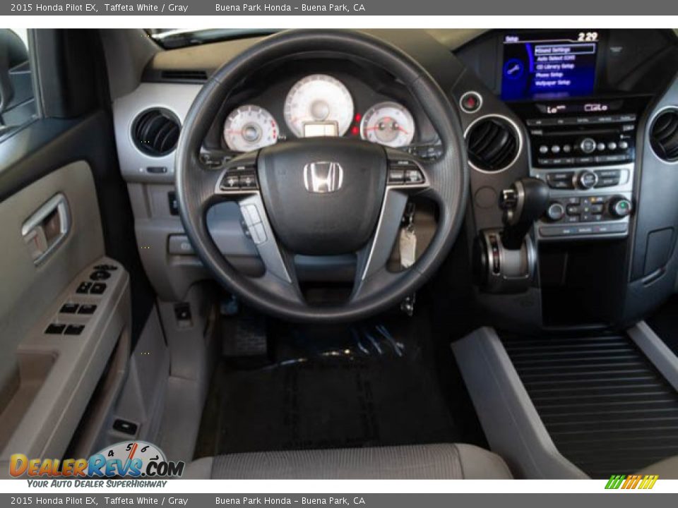2015 Honda Pilot EX Taffeta White / Gray Photo #5