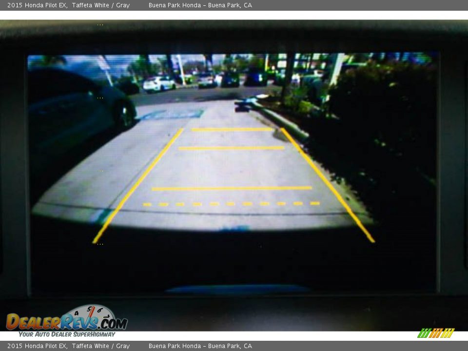 2015 Honda Pilot EX Taffeta White / Gray Photo #24