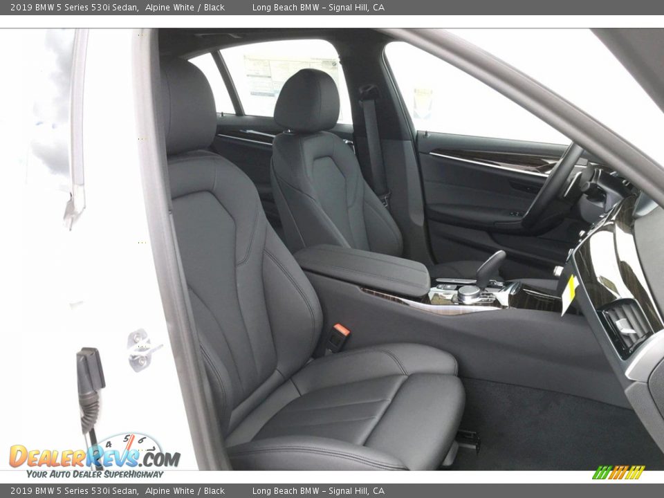 2019 BMW 5 Series 530i Sedan Alpine White / Black Photo #2