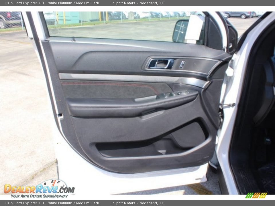 2019 Ford Explorer XLT White Platinum / Medium Black Photo #9