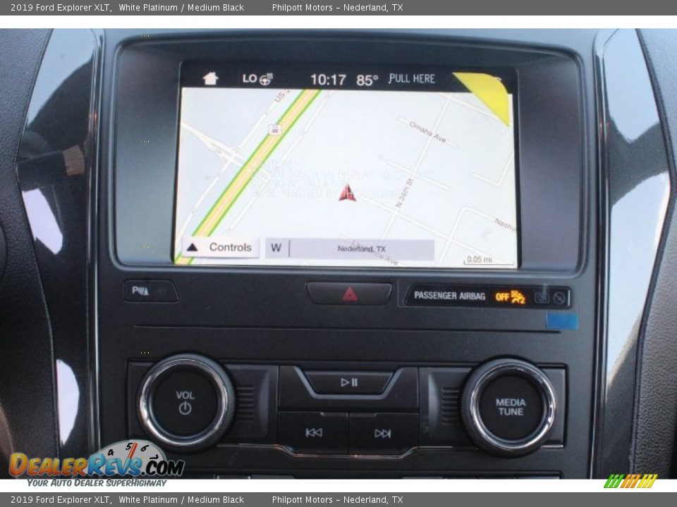 2019 Ford Explorer XLT White Platinum / Medium Black Photo #12