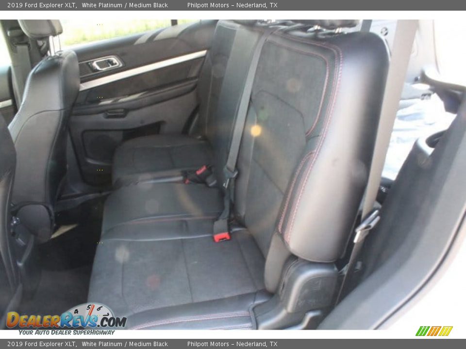 2019 Ford Explorer XLT White Platinum / Medium Black Photo #19