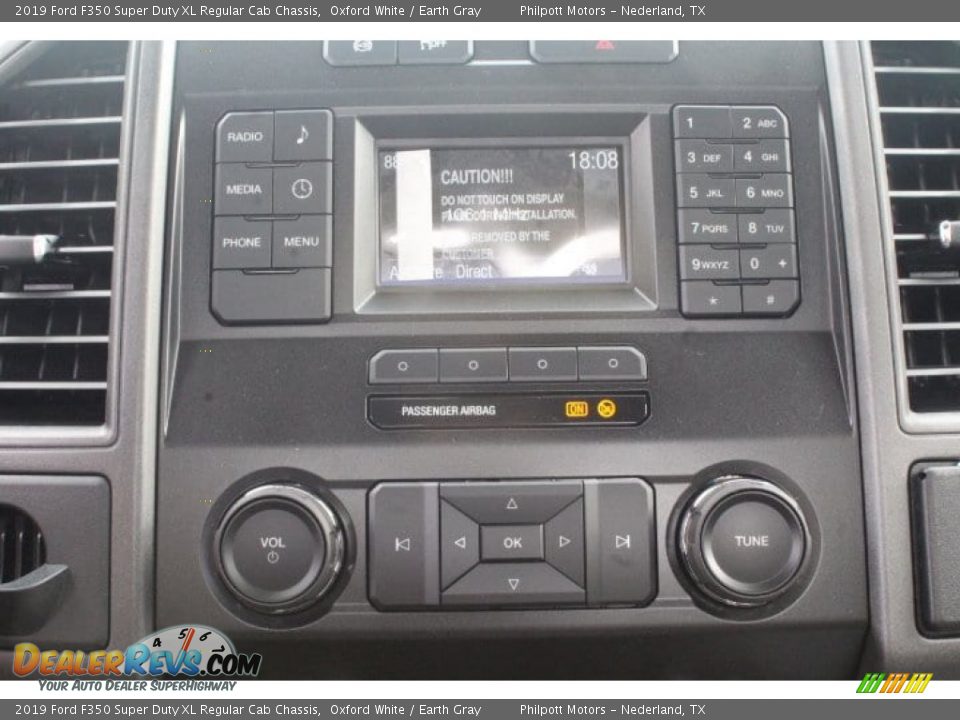 2019 Ford F350 Super Duty XL Regular Cab Chassis Oxford White / Earth Gray Photo #14