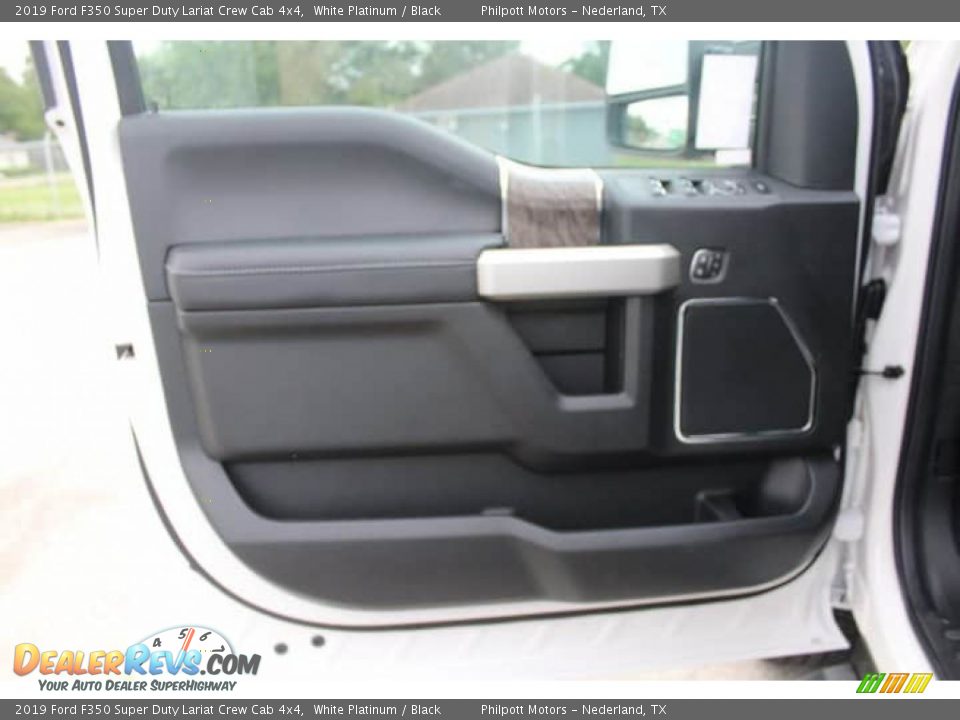 2019 Ford F350 Super Duty Lariat Crew Cab 4x4 White Platinum / Black Photo #9