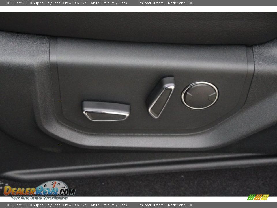 2019 Ford F350 Super Duty Lariat Crew Cab 4x4 White Platinum / Black Photo #11