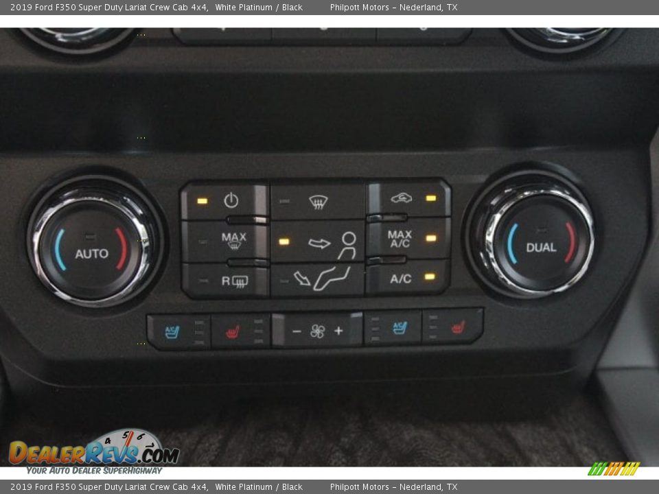 2019 Ford F350 Super Duty Lariat Crew Cab 4x4 White Platinum / Black Photo #13