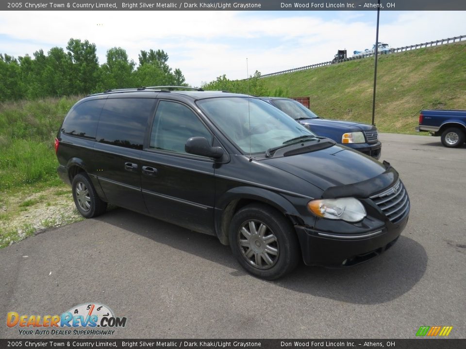 2005 Chrysler Town & Country Limited Bright Silver Metallic / Dark Khaki/Light Graystone Photo #2