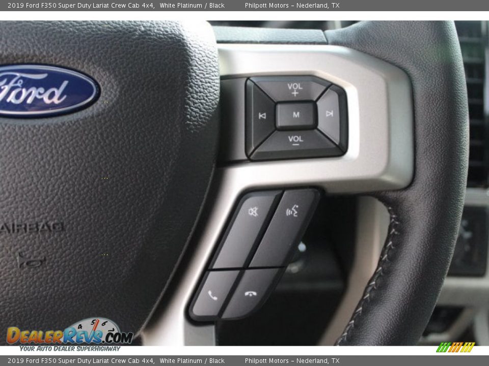 2019 Ford F350 Super Duty Lariat Crew Cab 4x4 White Platinum / Black Photo #17