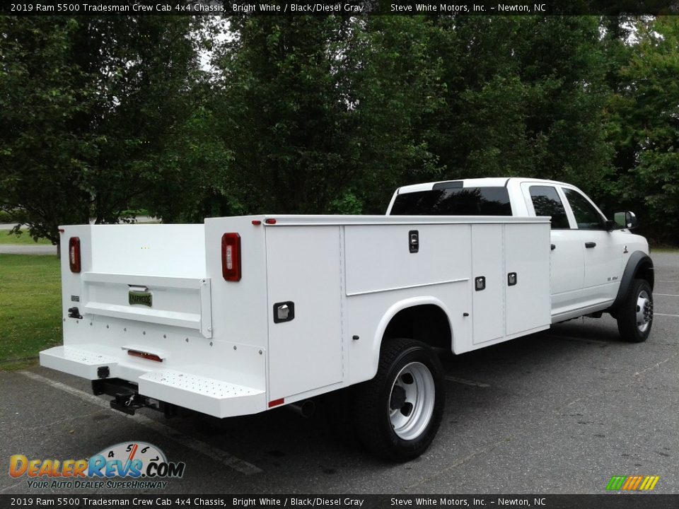 2019 Ram 5500 Tradesman Crew Cab 4x4 Chassis Bright White / Black/Diesel Gray Photo #6