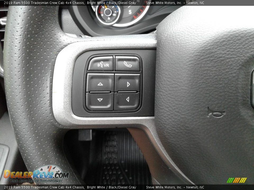2019 Ram 5500 Tradesman Crew Cab 4x4 Chassis Bright White / Black/Diesel Gray Photo #15