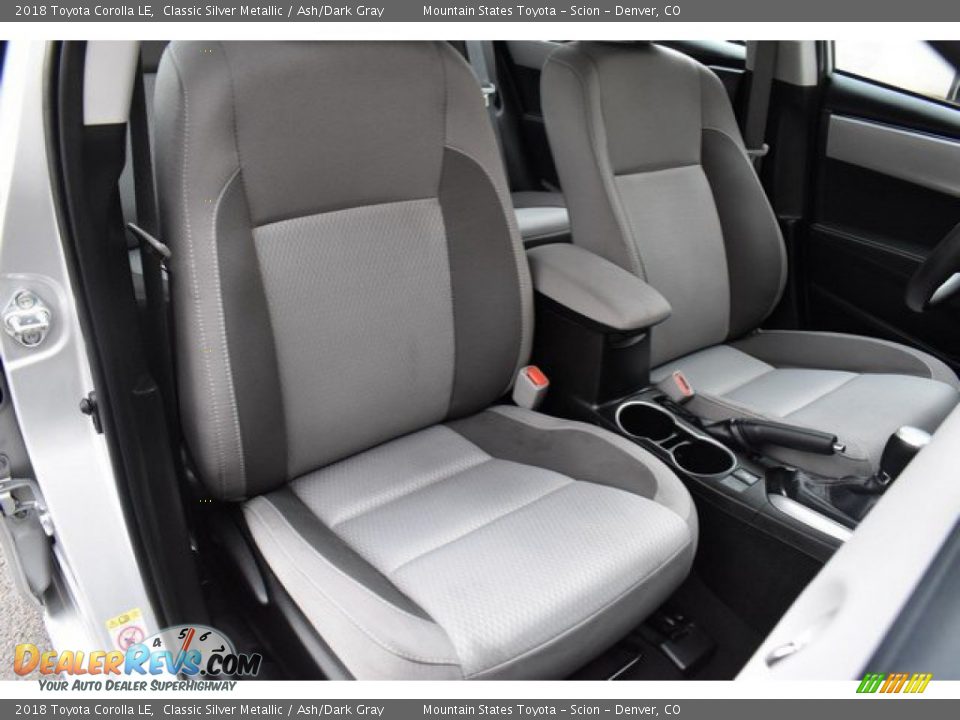 2018 Toyota Corolla LE Classic Silver Metallic / Ash/Dark Gray Photo #18