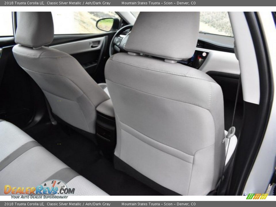 2018 Toyota Corolla LE Classic Silver Metallic / Ash/Dark Gray Photo #20