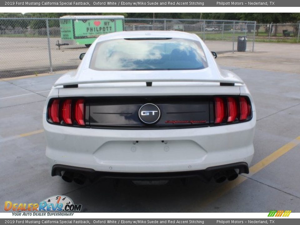 2019 Ford Mustang California Special Fastback Oxford White / Ebony w/Miko Suede and Red Accent Stitching Photo #7