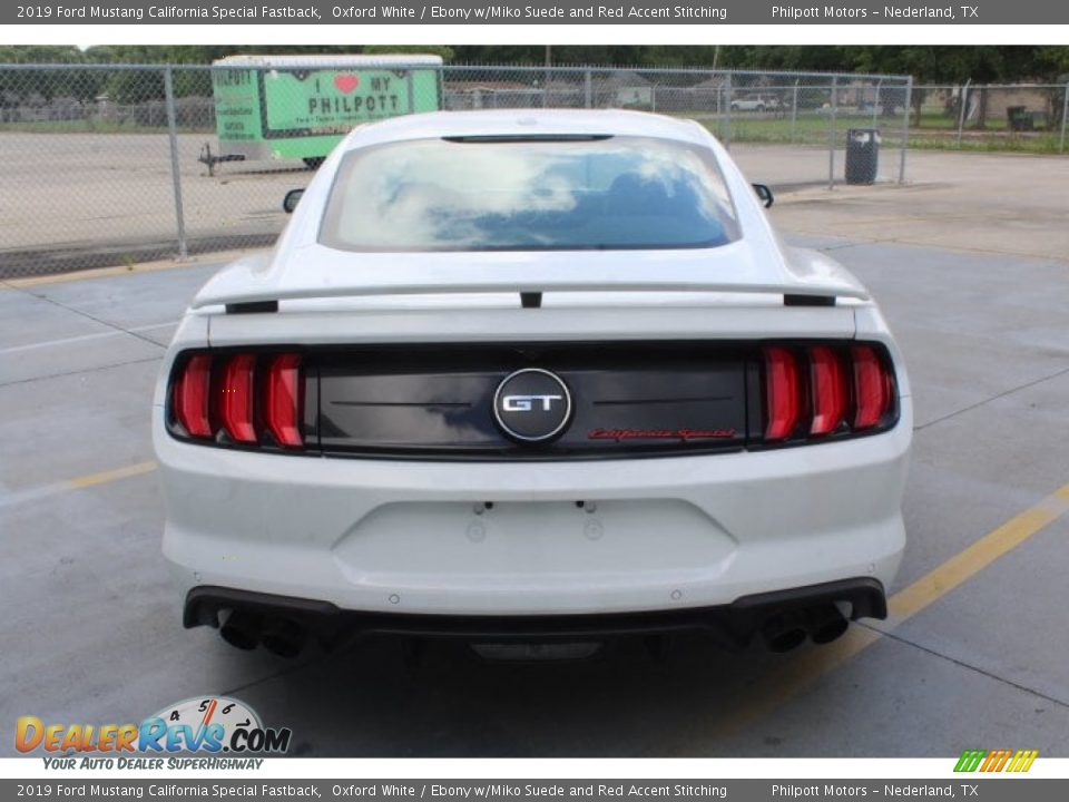 2019 Ford Mustang California Special Fastback Oxford White / Ebony w/Miko Suede and Red Accent Stitching Photo #7