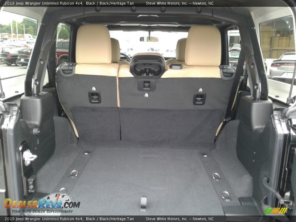 2019 Jeep Wrangler Unlimited Rubicon 4x4 Trunk Photo #12