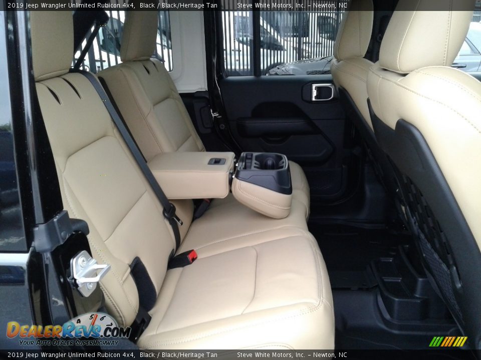Rear Seat of 2019 Jeep Wrangler Unlimited Rubicon 4x4 Photo #13