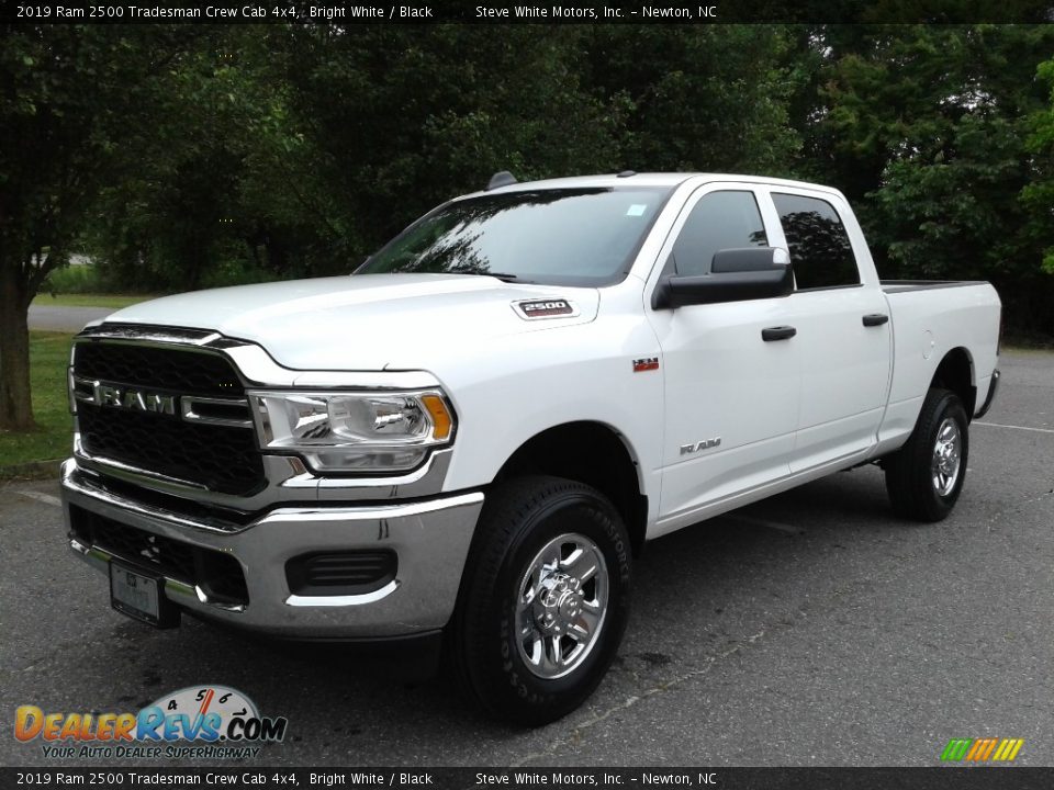 2019 Ram 2500 Tradesman Crew Cab 4x4 Bright White / Black Photo #2
