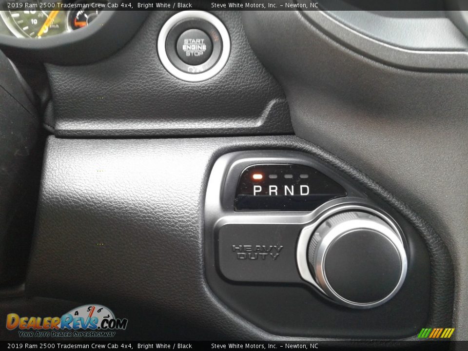 2019 Ram 2500 Tradesman Crew Cab 4x4 Bright White / Black Photo #22