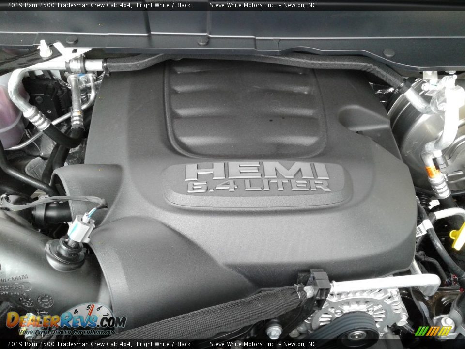 2019 Ram 2500 Tradesman Crew Cab 4x4 Bright White / Black Photo #27