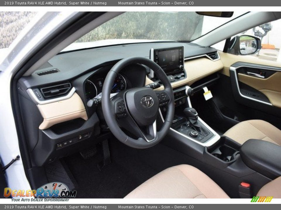 2019 Toyota RAV4 XLE AWD Hybrid Super White / Nutmeg Photo #5