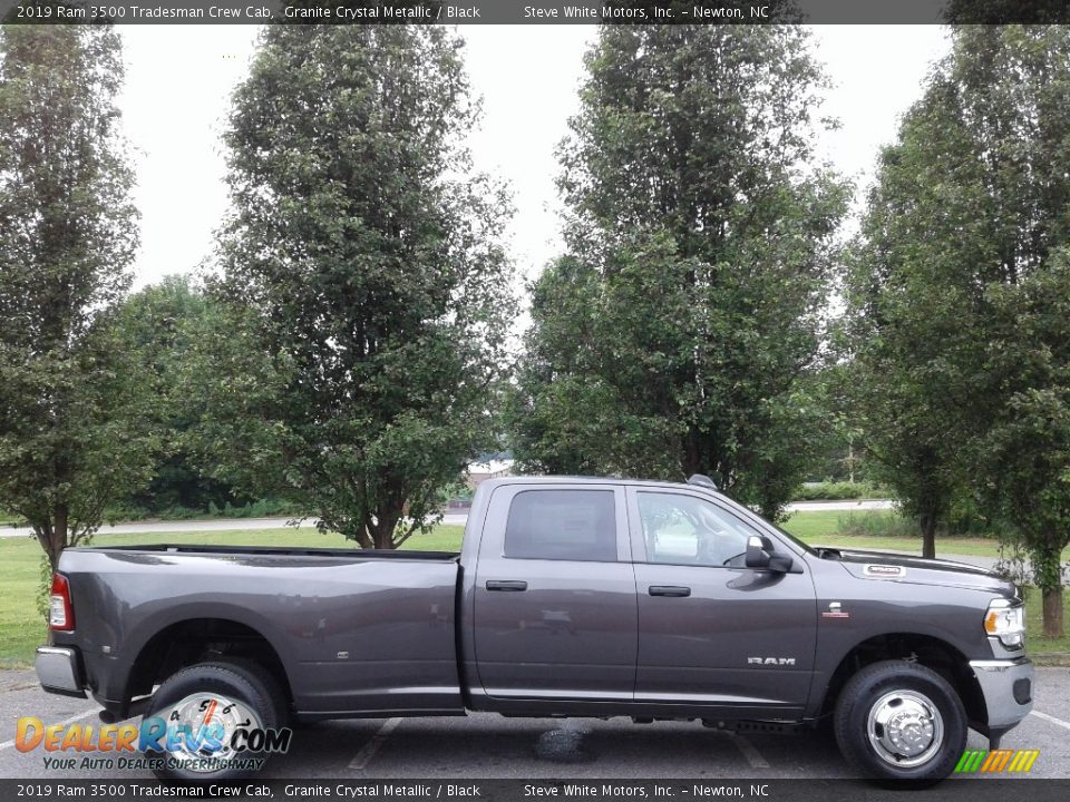 2019 Ram 3500 Tradesman Crew Cab Granite Crystal Metallic / Black Photo #5
