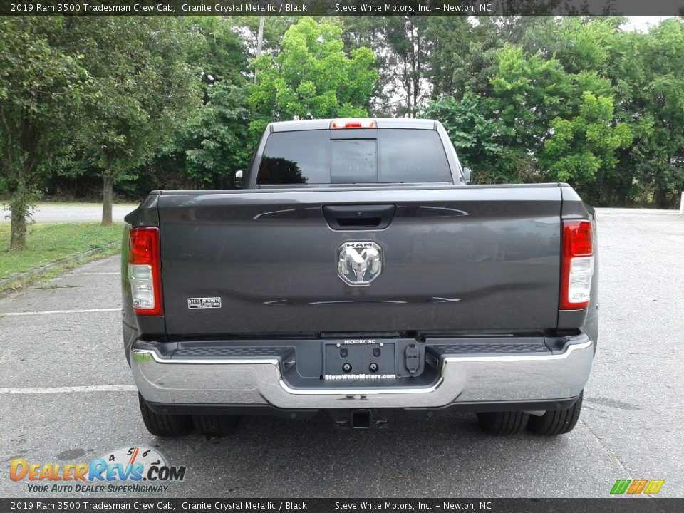 2019 Ram 3500 Tradesman Crew Cab Granite Crystal Metallic / Black Photo #7