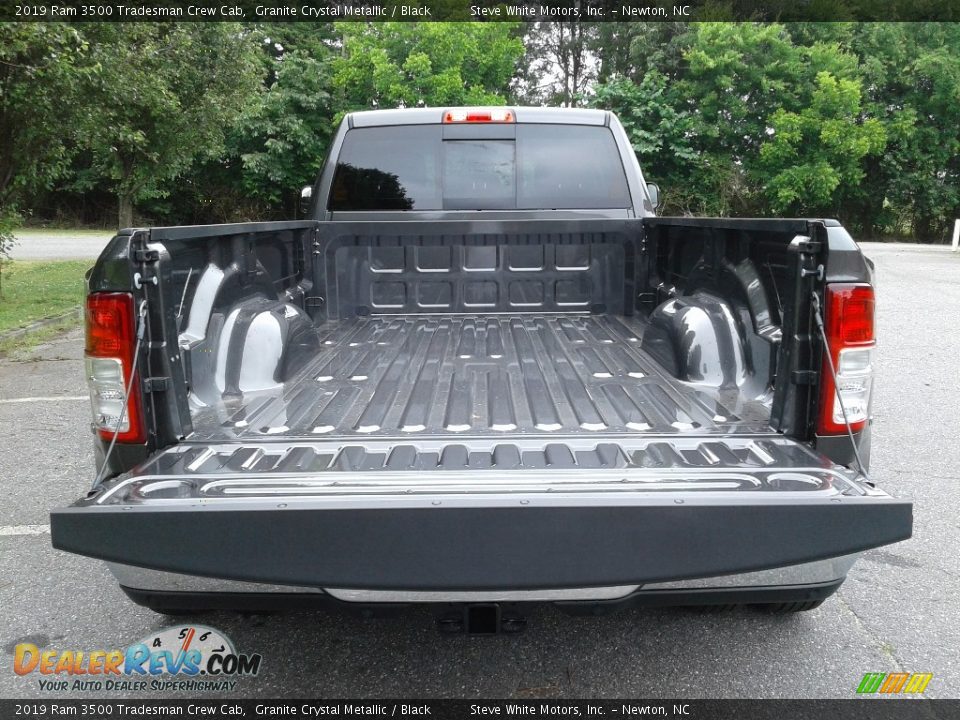 2019 Ram 3500 Tradesman Crew Cab Granite Crystal Metallic / Black Photo #12
