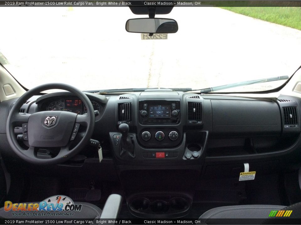 2019 Ram ProMaster 1500 Low Roof Cargo Van Bright White / Black Photo #12