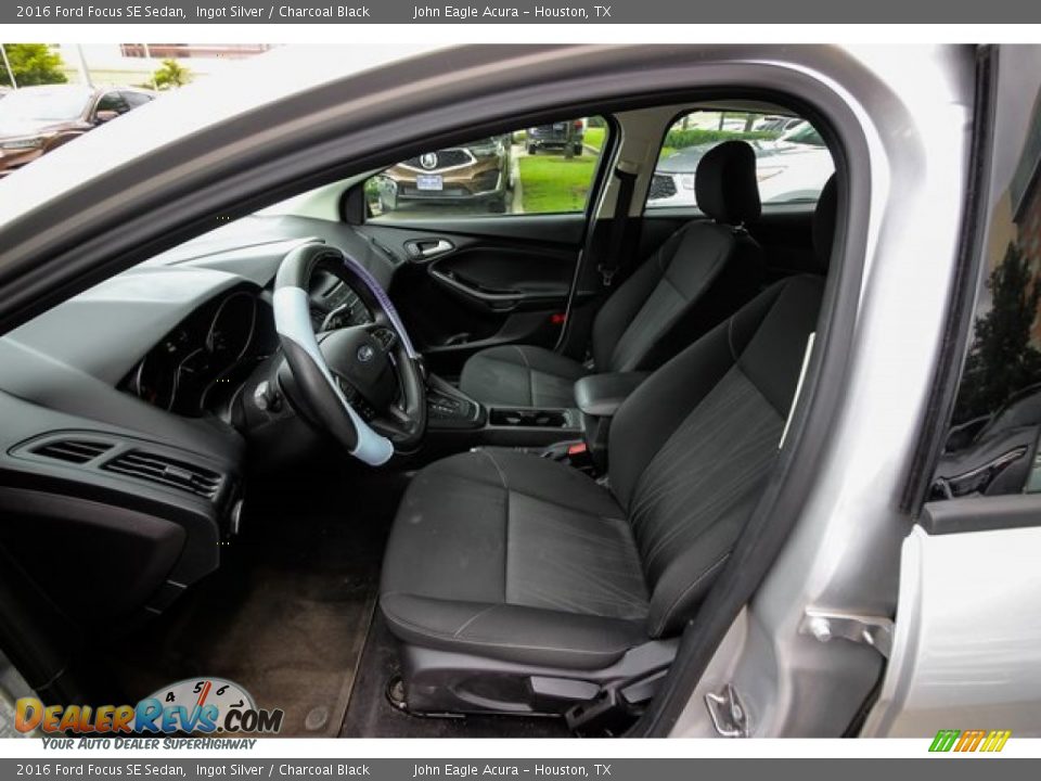 2016 Ford Focus SE Sedan Ingot Silver / Charcoal Black Photo #15