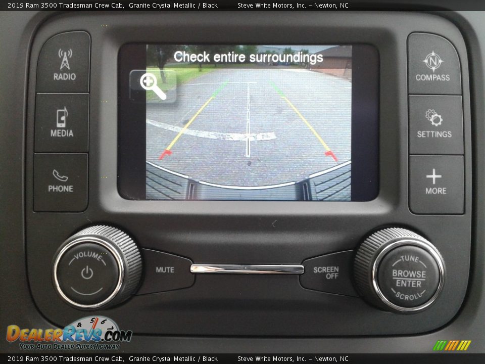 2019 Ram 3500 Tradesman Crew Cab Granite Crystal Metallic / Black Photo #20