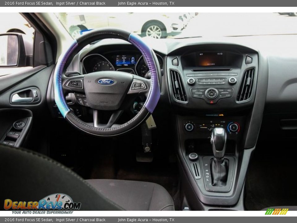 2016 Ford Focus SE Sedan Ingot Silver / Charcoal Black Photo #23