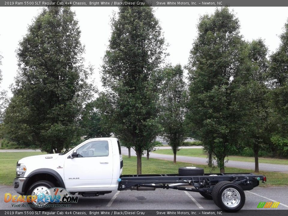 2019 Ram 5500 SLT Regular Cab 4x4 Chassis Bright White / Black/Diesel Gray Photo #1