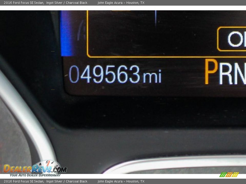 2016 Ford Focus SE Sedan Ingot Silver / Charcoal Black Photo #34