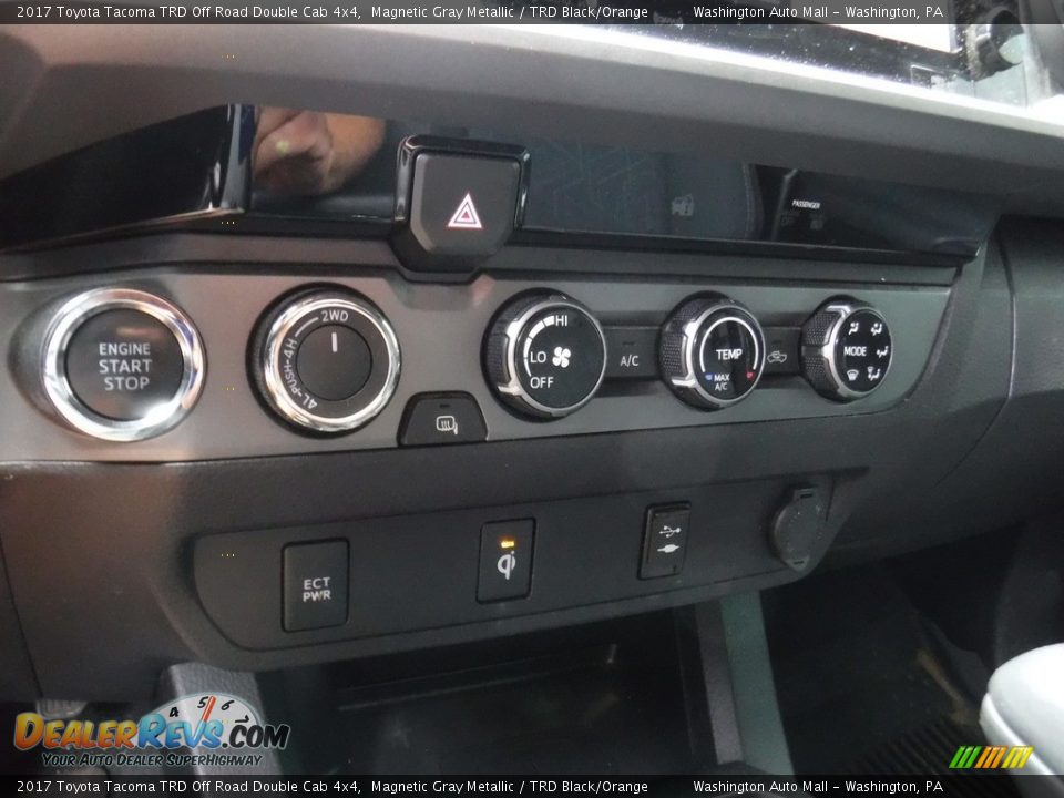 2017 Toyota Tacoma TRD Off Road Double Cab 4x4 Magnetic Gray Metallic / TRD Black/Orange Photo #26
