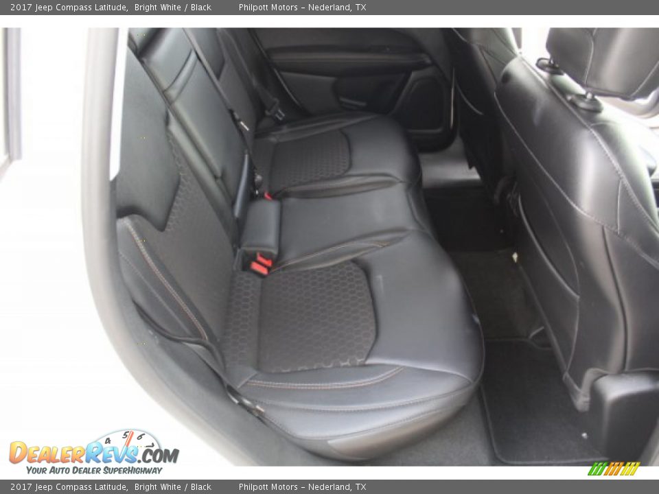 2017 Jeep Compass Latitude Bright White / Black Photo #17