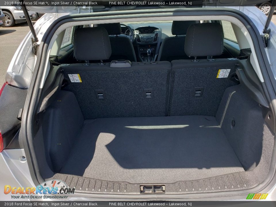 2018 Ford Focus SE Hatch Ingot Silver / Charcoal Black Photo #19
