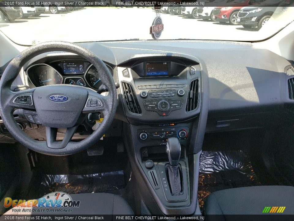 2018 Ford Focus SE Hatch Ingot Silver / Charcoal Black Photo #23