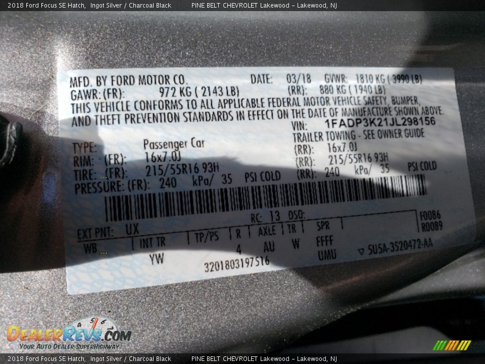 2018 Ford Focus SE Hatch Ingot Silver / Charcoal Black Photo #26