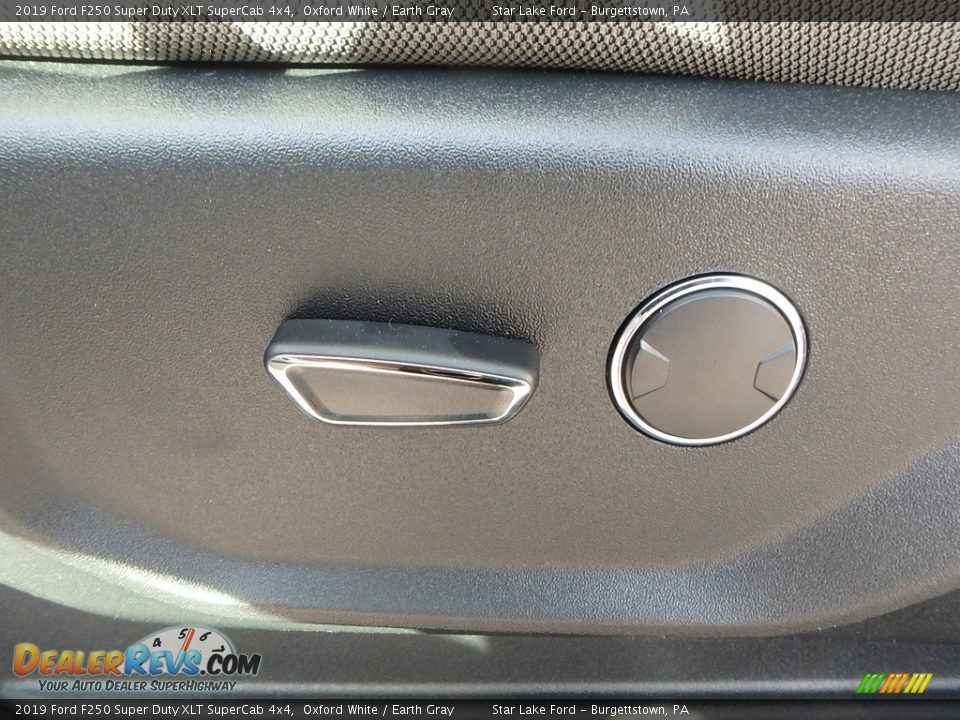 2019 Ford F250 Super Duty XLT SuperCab 4x4 Oxford White / Earth Gray Photo #15