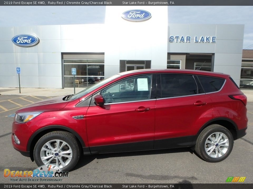 2019 Ford Escape SE 4WD Ruby Red / Chromite Gray/Charcoal Black Photo #1