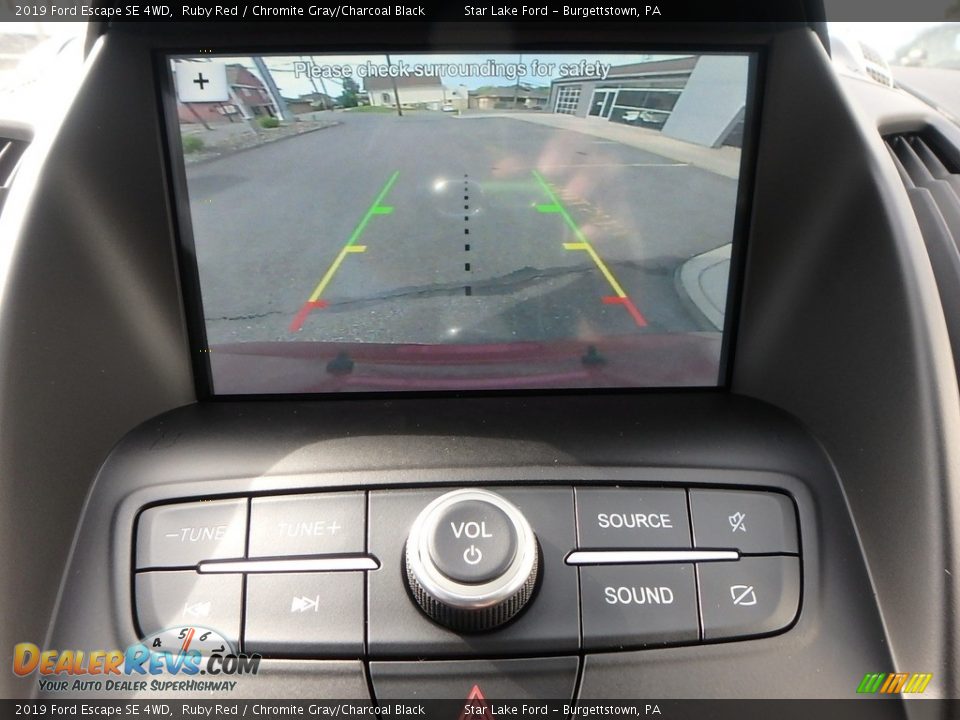 2019 Ford Escape SE 4WD Ruby Red / Chromite Gray/Charcoal Black Photo #19
