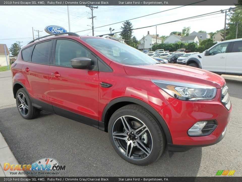2019 Ford Escape SEL 4WD Ruby Red / Chromite Gray/Charcoal Black Photo #3