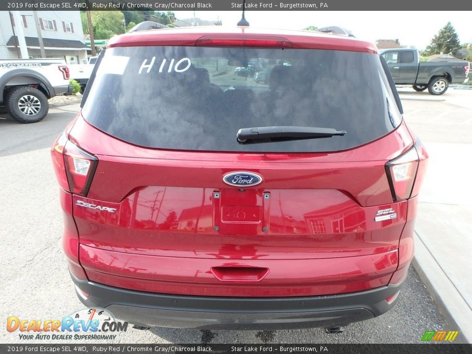 2019 Ford Escape SEL 4WD Ruby Red / Chromite Gray/Charcoal Black Photo #6
