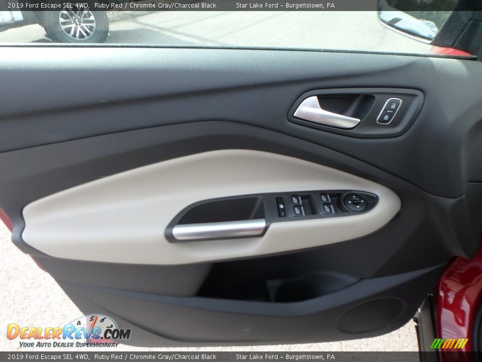 2019 Ford Escape SEL 4WD Ruby Red / Chromite Gray/Charcoal Black Photo #14