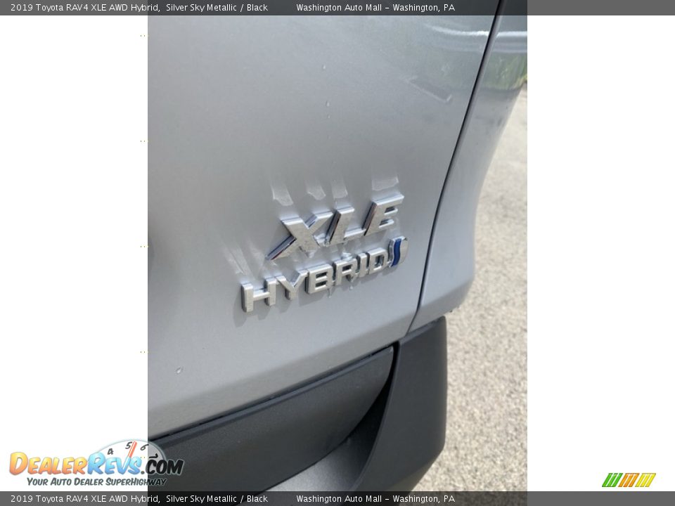 2019 Toyota RAV4 XLE AWD Hybrid Silver Sky Metallic / Black Photo #20