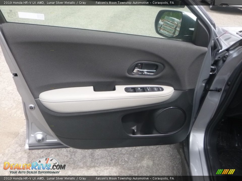 2019 Honda HR-V LX AWD Lunar Silver Metallic / Gray Photo #12