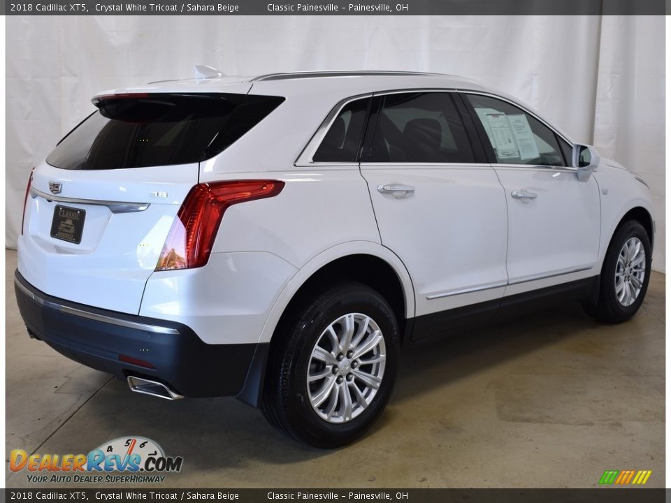 2018 Cadillac XT5 Crystal White Tricoat / Sahara Beige Photo #2
