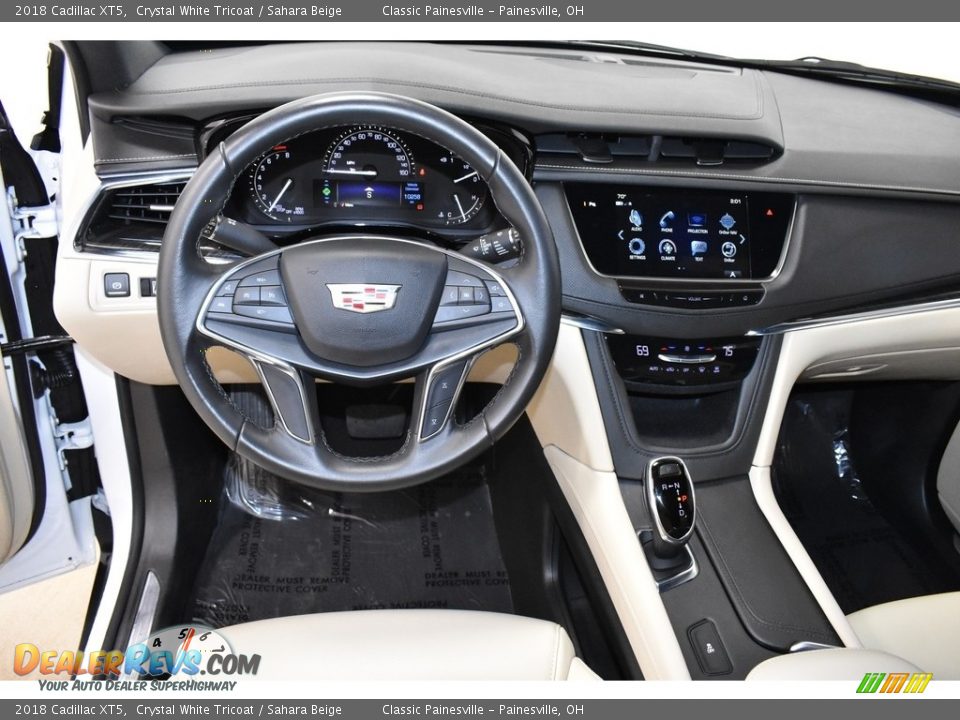 2018 Cadillac XT5 Crystal White Tricoat / Sahara Beige Photo #11